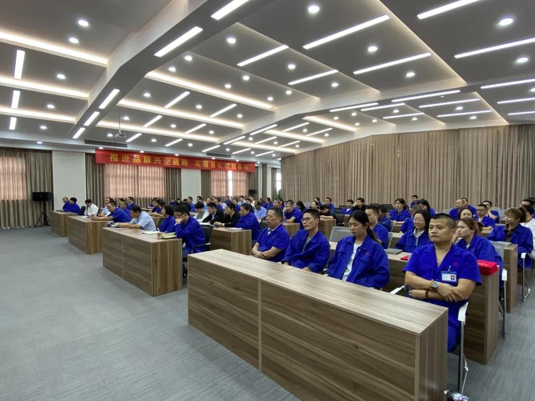 晨光电缆围绕科技创新战略 调动克难攻坚激情2.jpg