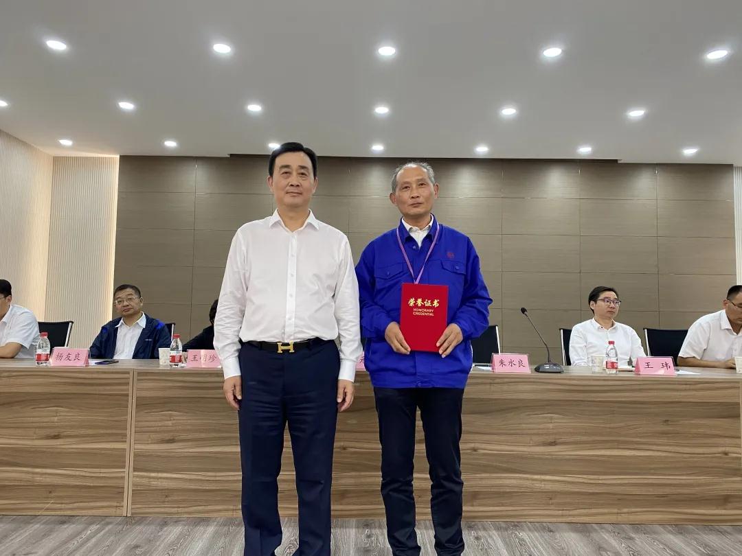 晨光电缆围绕科技创新战略 调动克难攻坚激情1.jpg