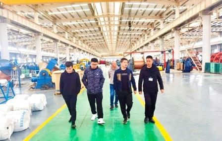 呈钢集团领导莅临昆缆集团指导交流2.jpg