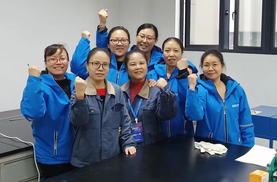 技能竞赛亮绝活 巾帼工匠竞风采7.jpg