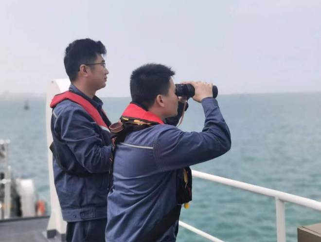 南网海缆运维班.jpg