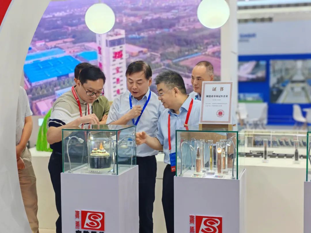 央视关注！宝胜产品亮相2024国际城轨展