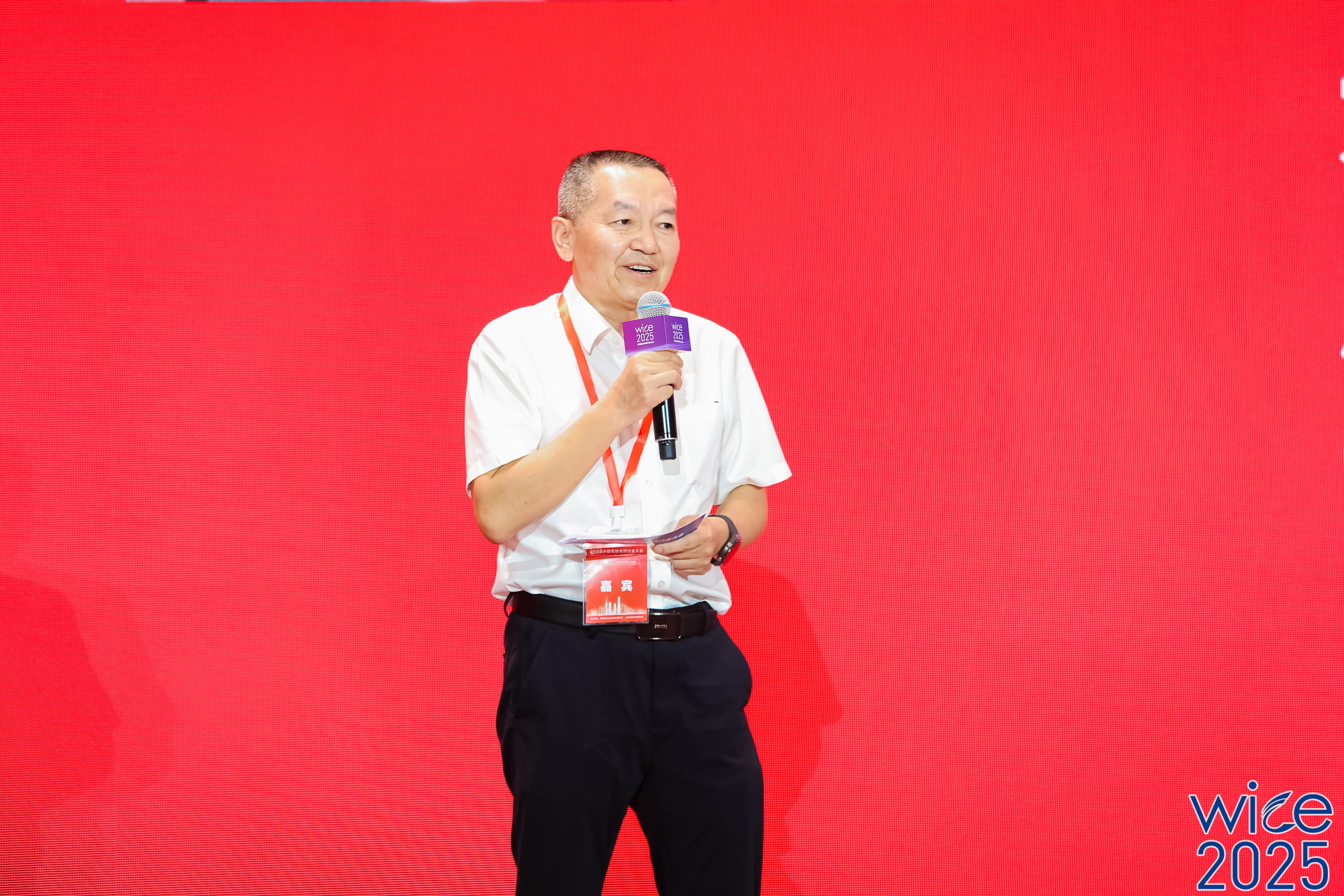 高洪昆.jpg