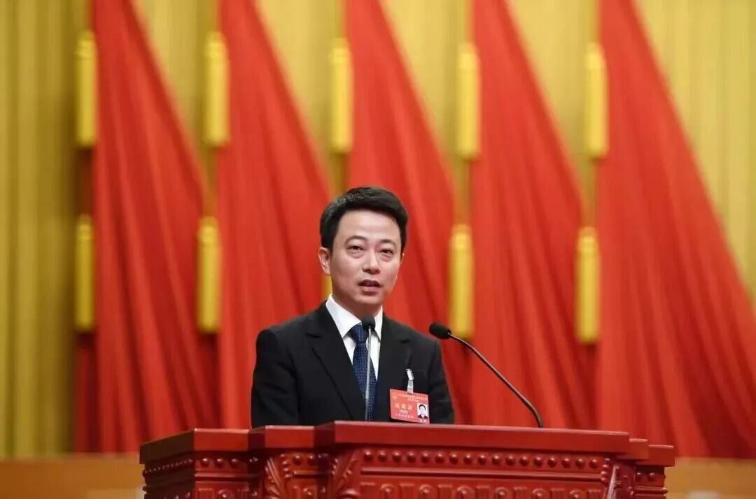 夏峰.jpg 夏峰.jpg